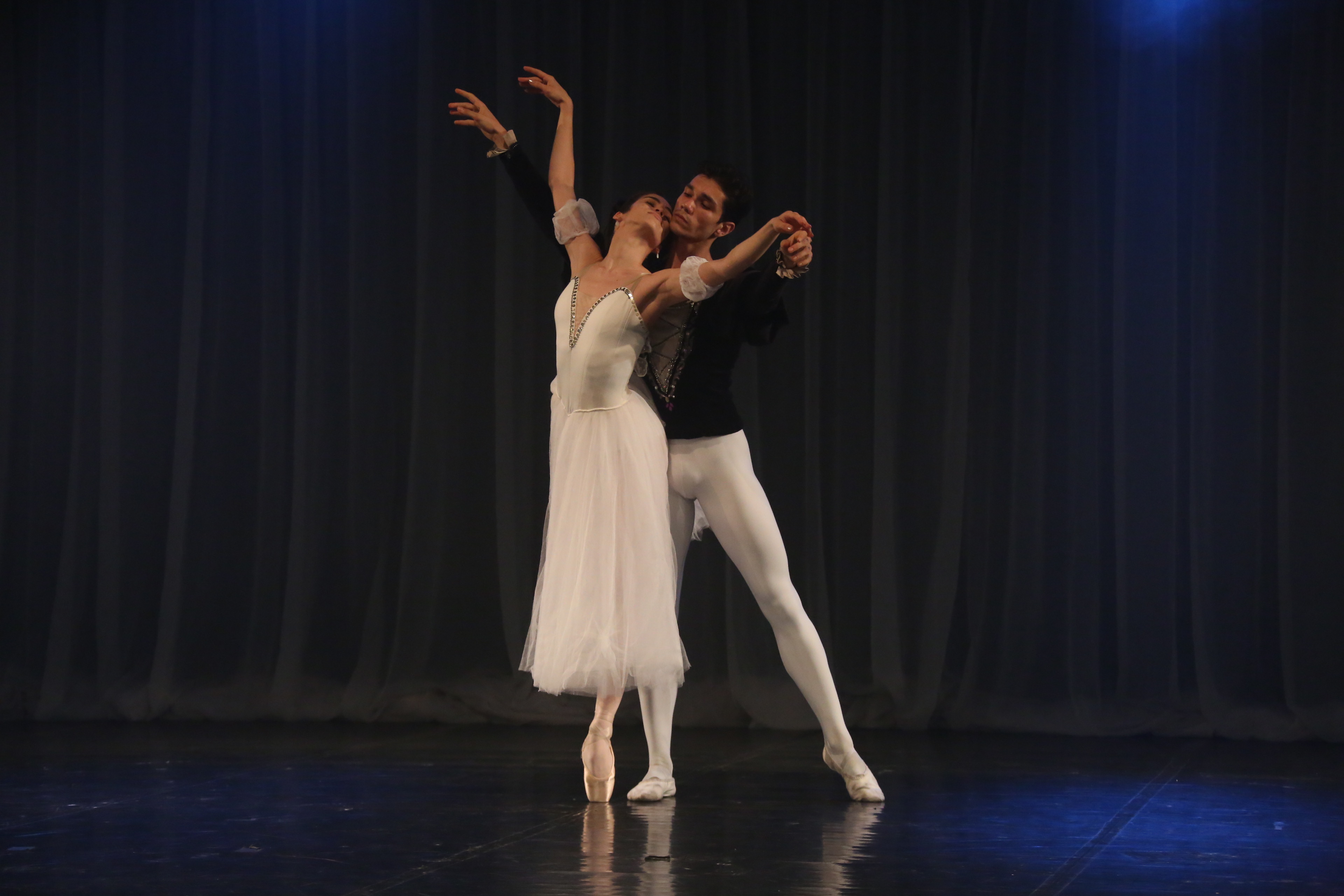 Cia. Jovem sobe ao palco na próxima Sexta com Arte