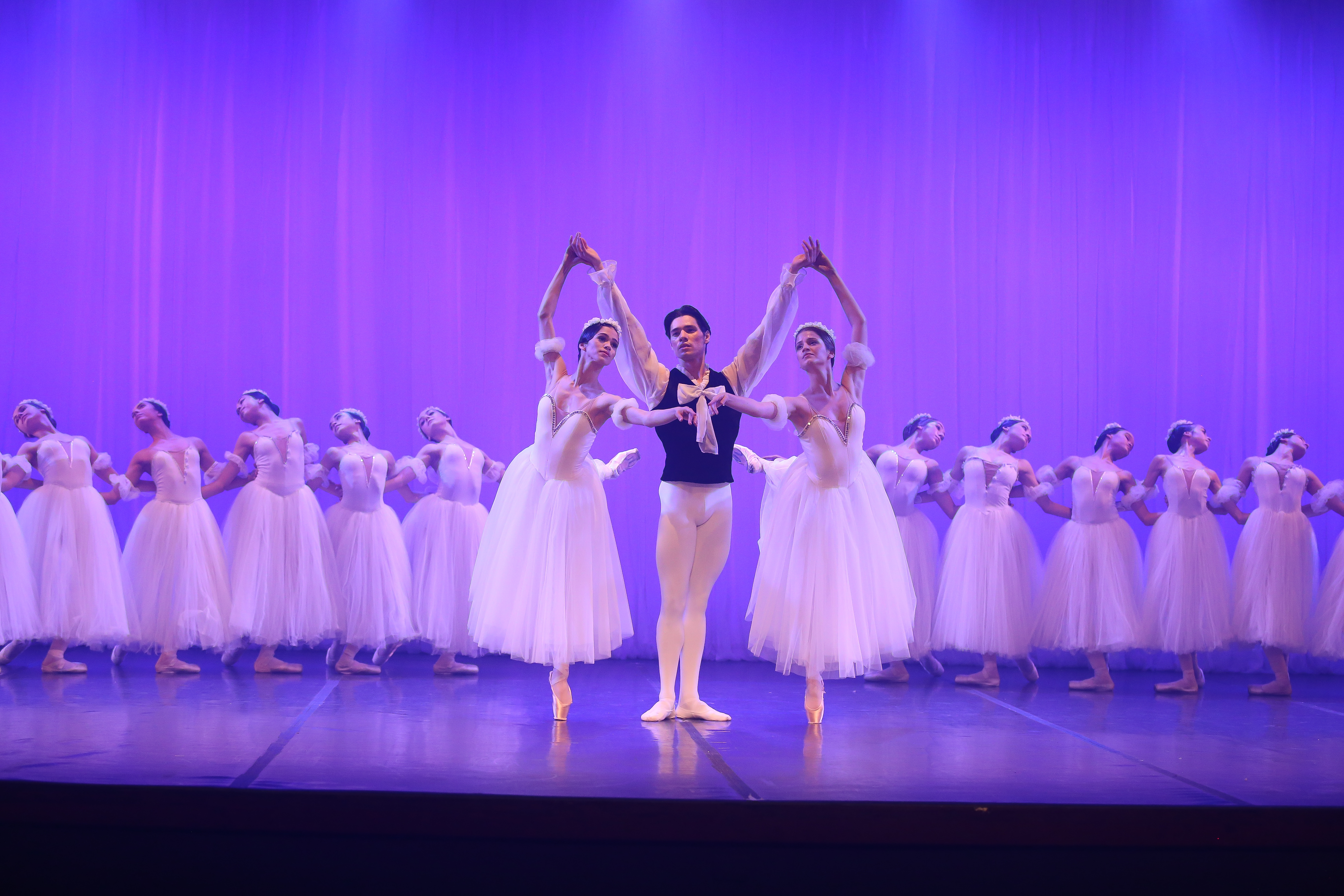 Programação especial Bolshoi Julho em Dança