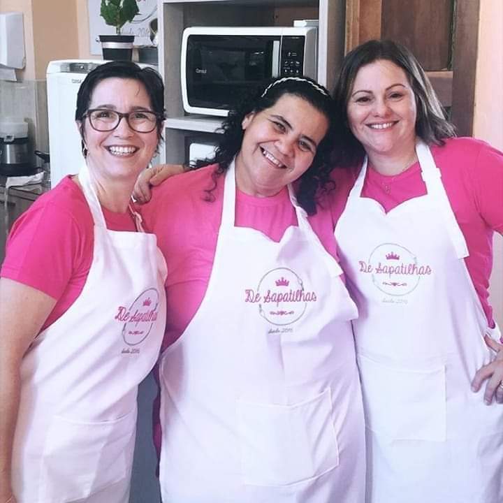 Palavra de Amigo - Mulheres abrem o próprio negócio, com o auxílio do Consulado da Mulher, para viabilizar o sonho das filhas