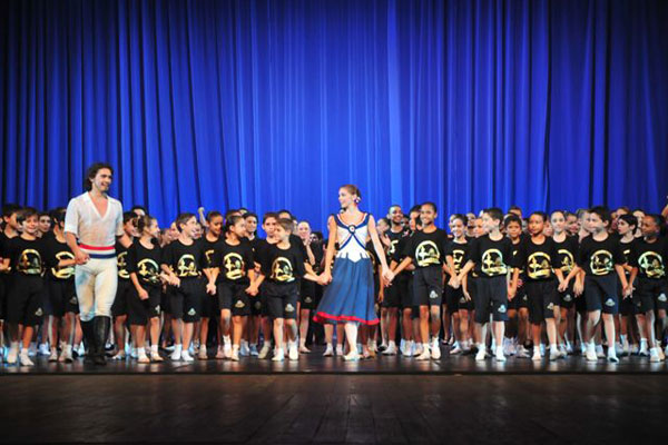 Escola Bolshoi 10 anos - Gala